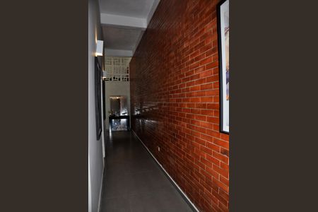 Casa à venda com 430m², 8 quartos e 4 vagasDetalhe - Casa 01 - Corredor Quartos