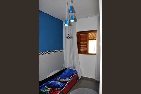 Casa à venda com 430m², 8 quartos e 4 vagasDetalhe - Casa 01 - Quarto 02