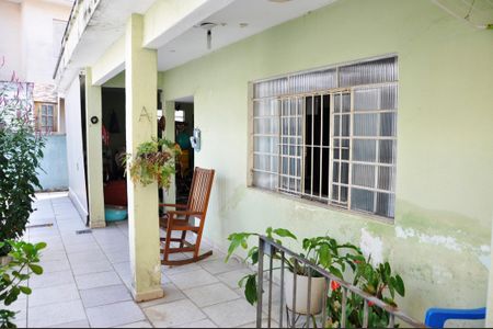 Casa à venda com 430m², 8 quartos e 4 vagasDetalhe - Casa 03