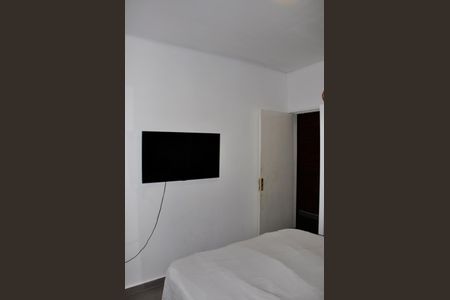Casa à venda com 430m², 8 quartos e 4 vagasDetalhe - Casa 01 - Quarto 01