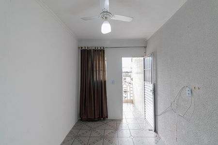 Sala de casa para alugar com 2 quartos, 50m² em Conjunto Residencial José Bonifácio, São Paulo