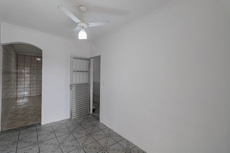 Casa para alugar com 75m², 2 quartos e sem vaga Casa para alugar com 75m², 2 quartos e sem vagaSala