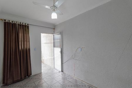 Sala de casa para alugar com 2 quartos, 50m² em Conjunto Residencial José Bonifácio, São Paulo