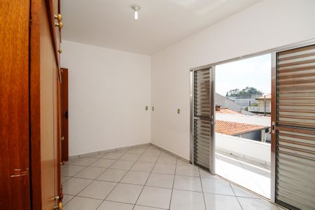 Casa para alugar com 160m², 3 quartos e 18 vagas Casa para alugar com 160m², 3 quartos e 18 vagasQuarto 1