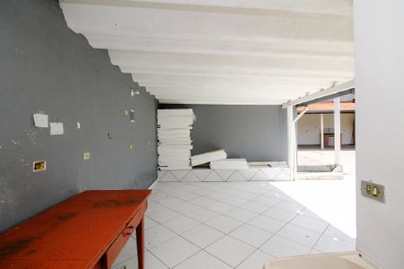 Casa para alugar com 160m², 3 quartos e 18 vagas Casa para alugar com 160m², 3 quartos e 18 vagasLavanderia 2