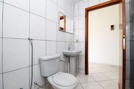 Casa para alugar com 160m², 3 quartos e 18 vagas Casa para alugar com 160m², 3 quartos e 18 vagasBanheiro Sala