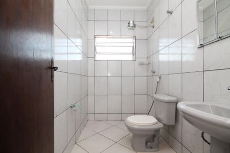 Casa para alugar com 160m², 3 quartos e 18 vagas Casa para alugar com 160m², 3 quartos e 18 vagasBanheiro Quartos