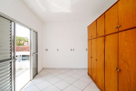 Casa para alugar com 160m², 3 quartos e 18 vagas Casa para alugar com 160m², 3 quartos e 18 vagasQuarto 1