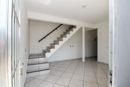 Casa para alugar com 160m², 3 quartos e 18 vagas Casa para alugar com 160m², 3 quartos e 18 vagasEntrada