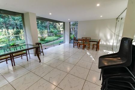 Apartamento para alugar com 71m², 2 quartos e 1 vagaÁrea comum - Salão de festas