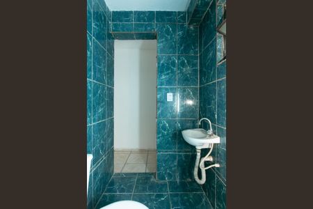 Casa para alugar com 50m², 1 quarto e sem vaga Casa para alugar com 50m², 1 quarto e sem vagaBanheiro