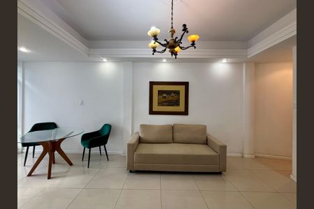 Sala de apartamento para alugar com 2 quartos, 60m² em Leblon, Rio de Janeiro