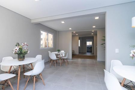Apartamento para alugar com 32m², 2 quartos e sem vaga Apartamento para alugar com 32m², 2 quartos e sem vagaÁrea comum - Salão de festas