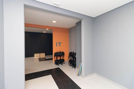 Apartamento para alugar com 32m², 2 quartos e sem vaga Apartamento para alugar com 32m², 2 quartos e sem vagaÁrea comum - Academia