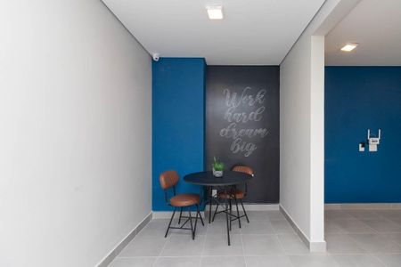 Apartamento para alugar com 32m², 2 quartos e sem vaga Apartamento para alugar com 32m², 2 quartos e sem vagaÁrea comum - Coworking