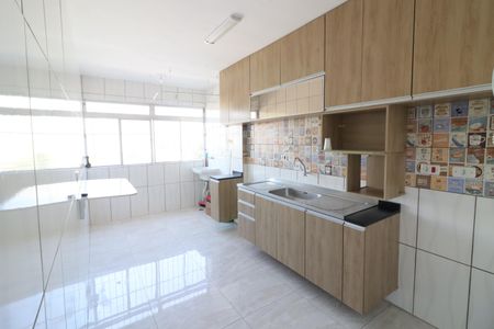 Apartamento à venda com 63m², 2 quartos e 1 vagaCozinha e Área de Serviço
