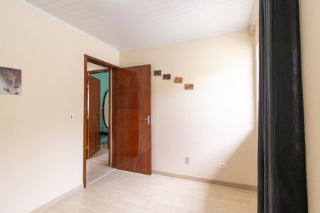 Quarto 2 de apartamento para alugar com 3 quartos, 74m² em Hauer, Curitiba