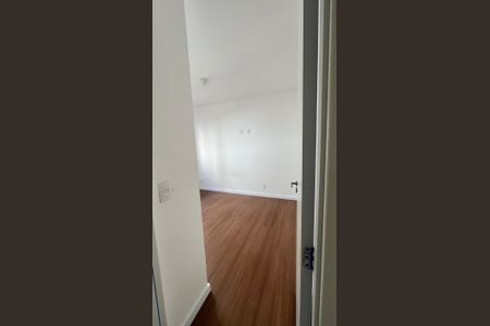 Quarto de apartamento para alugar com 2 quartos, 46m² em Roselândia, Cotia
