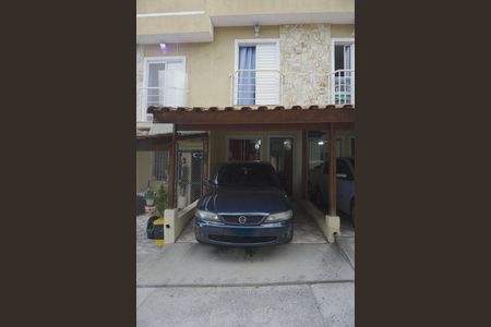 Casa de condomínio à venda com 70m², 2 quartos e 1 vagaGaragem