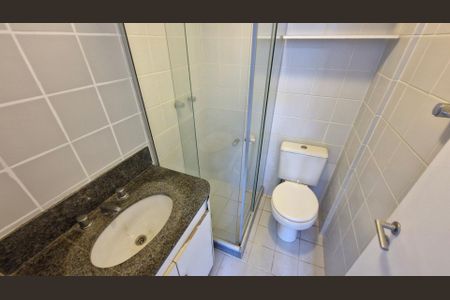 Casa de Condomínio para alugar com 4 quartos, 170m² em Vargem Grande, Rio de Janeiro