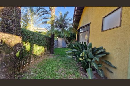 Casa de condomínio para alugar com 170m², 4 quartos e 2 vagas