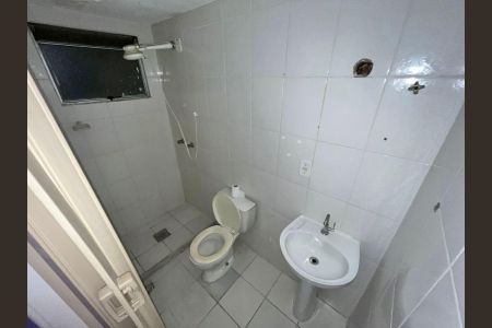 Banheiro de apartamento para alugar com 2 quartos, 42m² em Freguesia (jacarepaguá), Rio de Janeiro