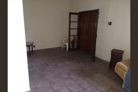 Casa à venda com 4 quartos, 160m² em Cubango, Niterói