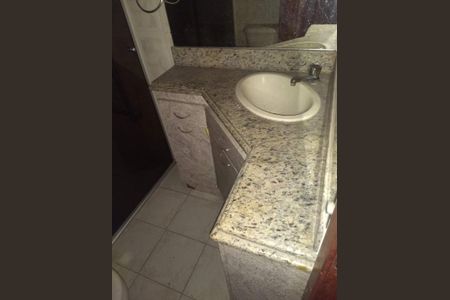 Casa à venda com 4 quartos, 160m² em Cubango, Niterói