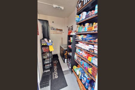 Apartamento para alugar com 53m², 2 quartos e 2 vagasMercado