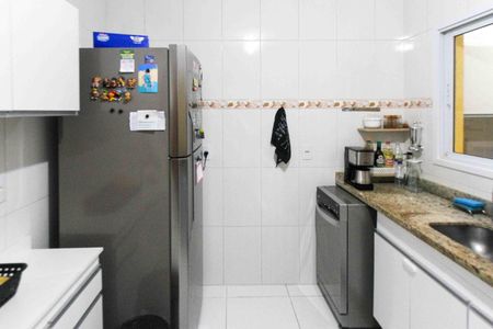 Casa à venda com 90m², 3 quartos e 2 vagasCozinha