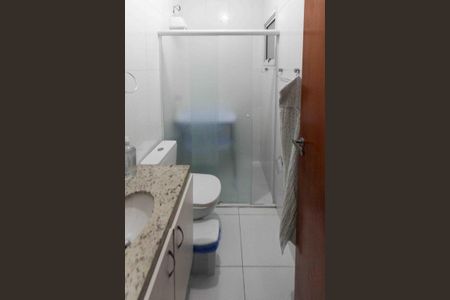 Casa à venda com 90m², 3 quartos e 2 vagasBanheiro da Suite