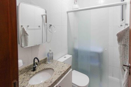 Casa à venda com 90m², 3 quartos e 2 vagasBanheiro da Suite
