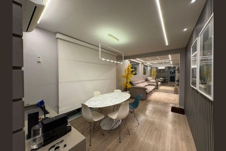 Sala de apartamento à venda com 2 quartos, 130m² em Joá, Rio de Janeiro