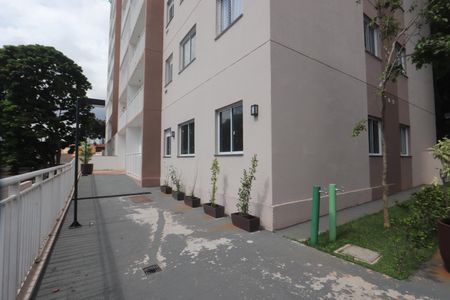 Apartamento à venda com 38m², 2 quartos e sem vagaÁrea comum - Entrada