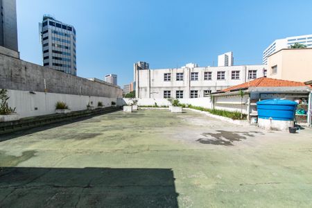 Apartamento à venda com 31m², 1 quarto e 1 vagaÁrea comum
