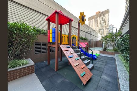 Apartamento para alugar com 109m², 3 quartos e 2 vagasÁrea comum - Playground