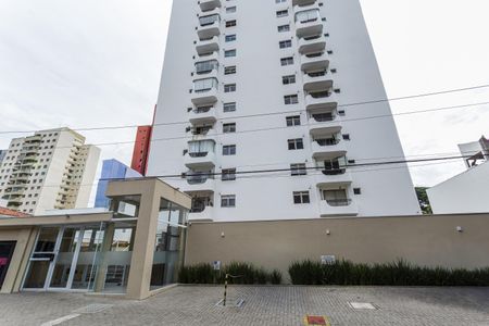 Apartamento para alugar com 66m², 2 quartos e 1 vaga Apartamento para alugar com 66m², 2 quartos e 1 vagaFachada