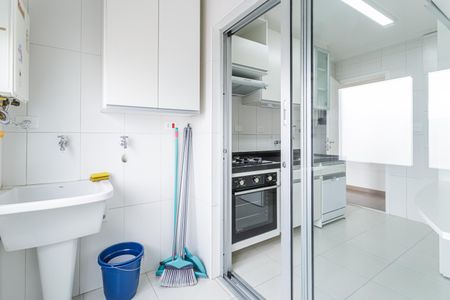 Apartamento para alugar com 66m², 2 quartos e 1 vaga Apartamento para alugar com 66m², 2 quartos e 1 vagaÁrea de Serviço