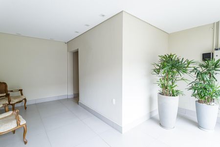 Apartamento para alugar com 66m², 2 quartos e 1 vaga Apartamento para alugar com 66m², 2 quartos e 1 vagaHall social