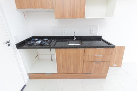 Apartamento para alugar com 35m², 2 quartos e sem vaga Apartamento para alugar com 35m², 2 quartos e sem vagaCozinha e Área de Serviço