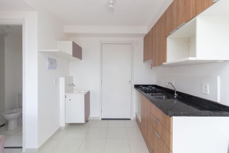 Apartamento para alugar com 35m², 2 quartos e sem vaga Apartamento para alugar com 35m², 2 quartos e sem vagaCozinha e Área de Serviço