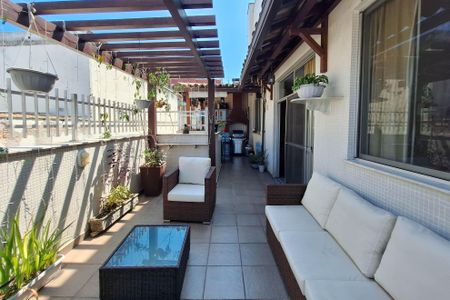 Apartamento à venda com 186m², 3 quartos e 2 vagasCobertura