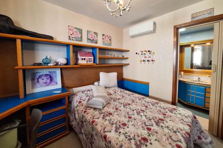 Apartamento à venda com 186m², 3 quartos e 2 vagasSuíte 2