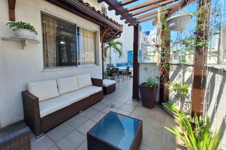 Apartamento à venda com 186m², 3 quartos e 2 vagasCobertura