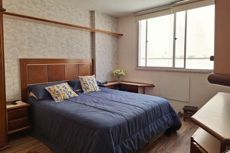 Apartamento à venda com 186m², 3 quartos e 2 vagasSuíte 1