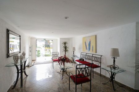 Apartamento à venda com 94m², 3 quartos e 2 vagasHall