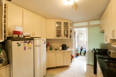 Apartamento à venda com 94m², 3 quartos e 2 vagasCozinha e Área de Serviço