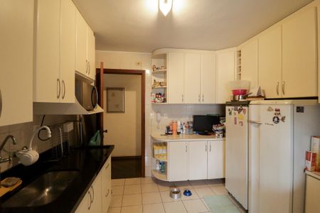 Apartamento à venda com 94m², 3 quartos e 2 vagasCozinha e Área de Serviço