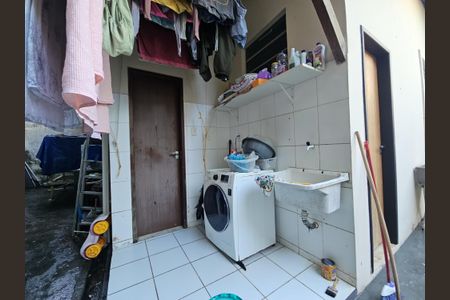 Casa para alugar com 300m², 3 quartos e 1 vagaÁrea de Serviço