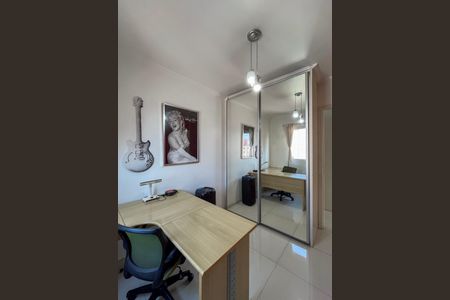 Apartamento à venda com 110m², 3 quartos e 2 vagasQuarto 3